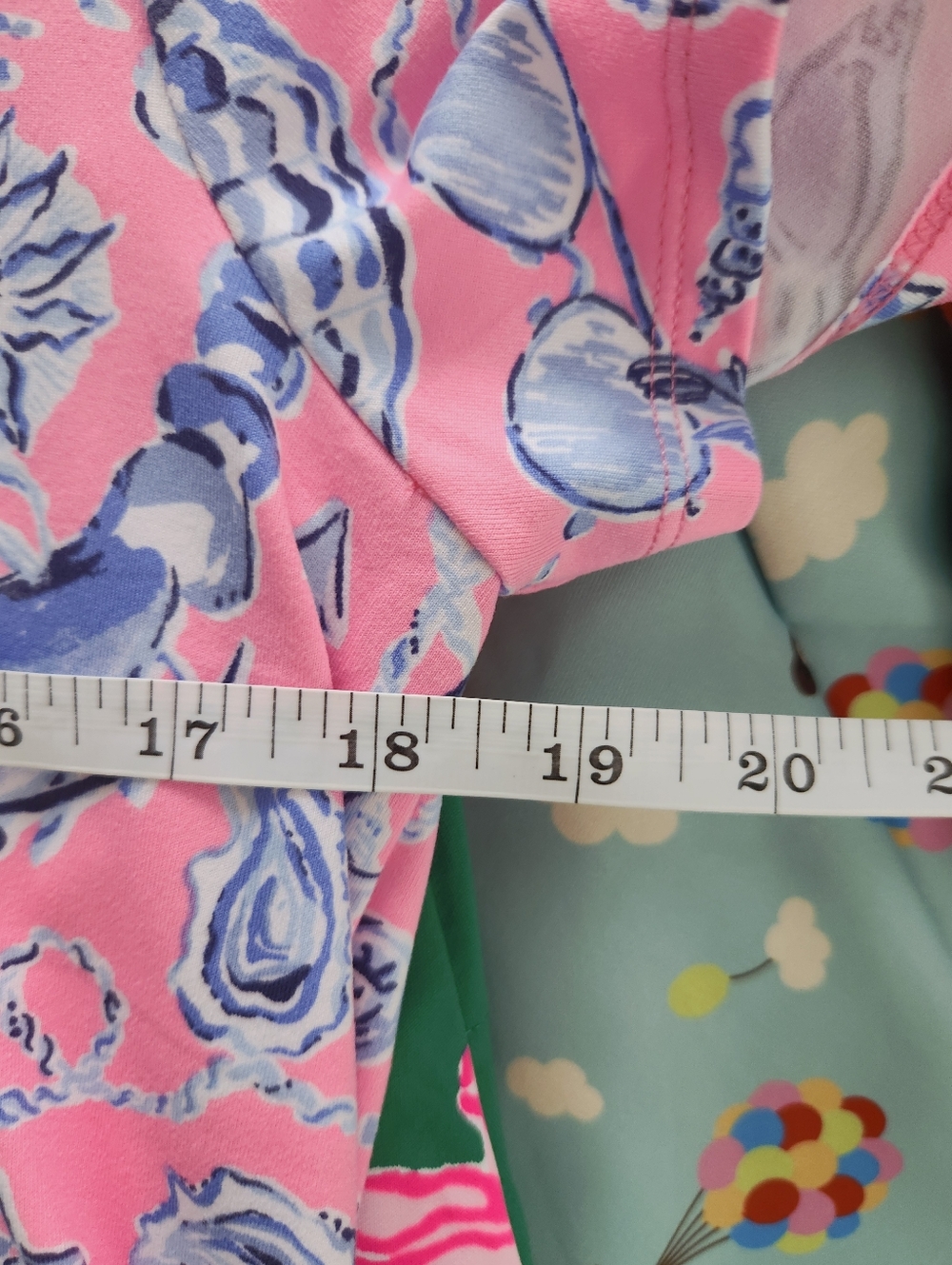 NWOT Lilly Pulitzer UPF 50+ Dune Shirt Sleeve Sleeve Size Small - Picture 6 of 7